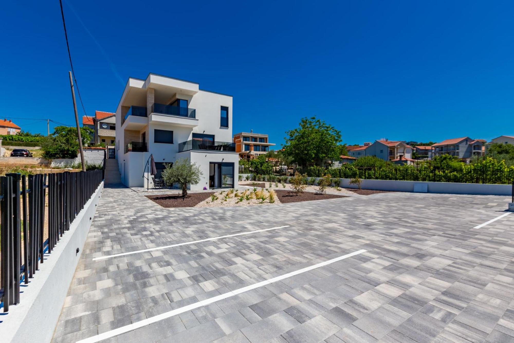 Casa Mia With Parking Apartment *