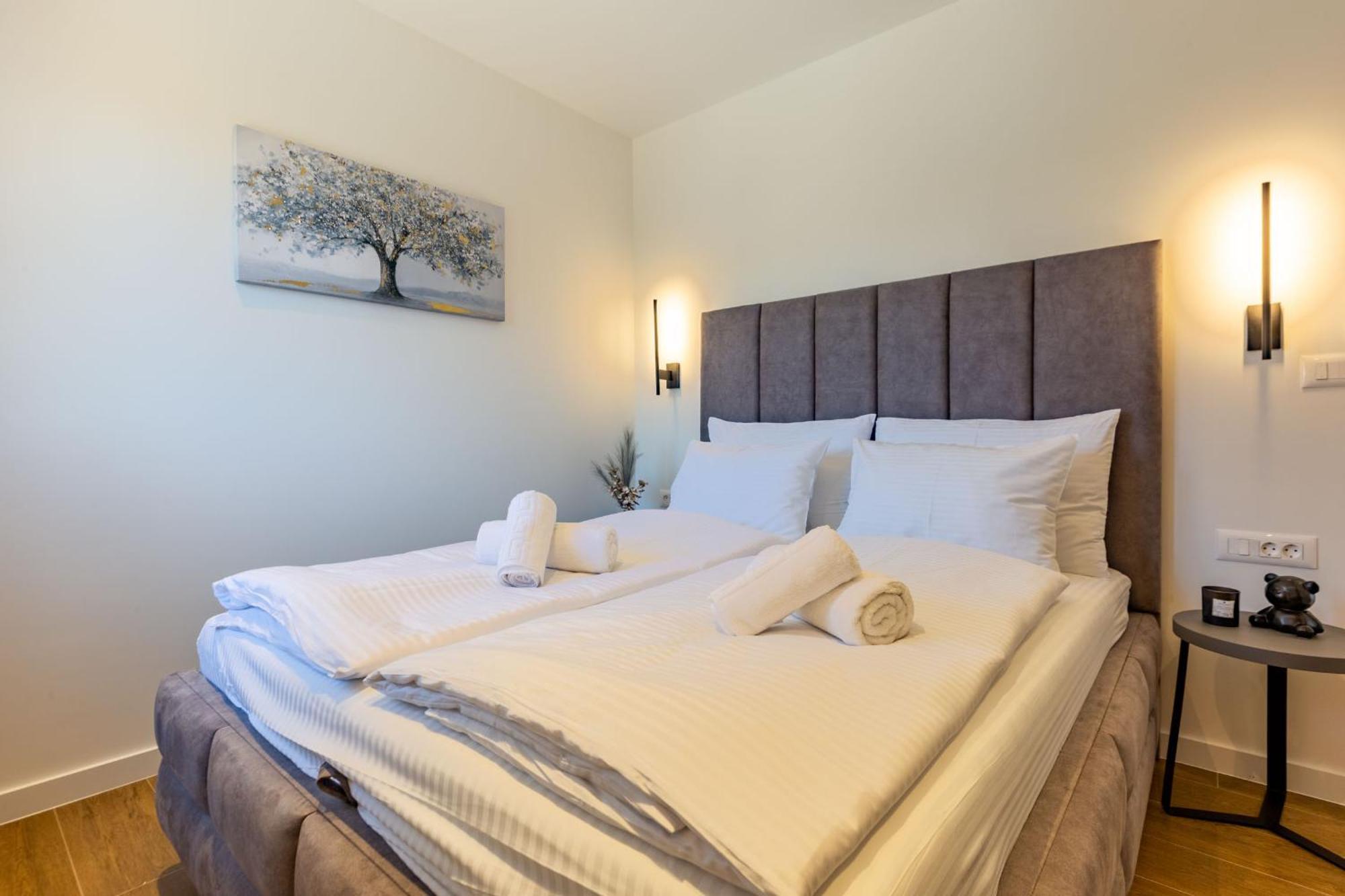 Casa Mia With Parking Apartment *